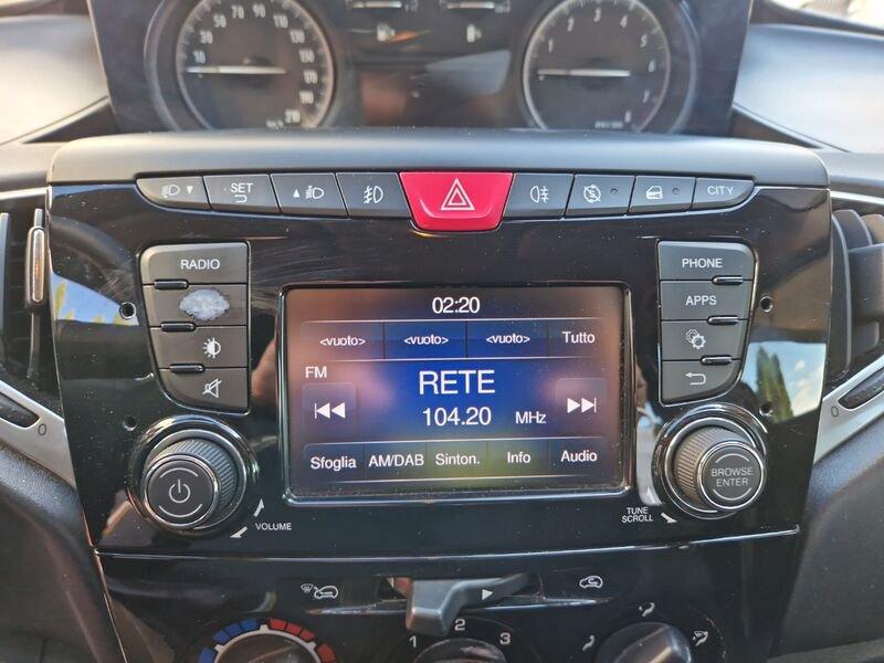 Lancia Ypsilon III 2015 1.0 firefly hybrid Gold s&s 70cv