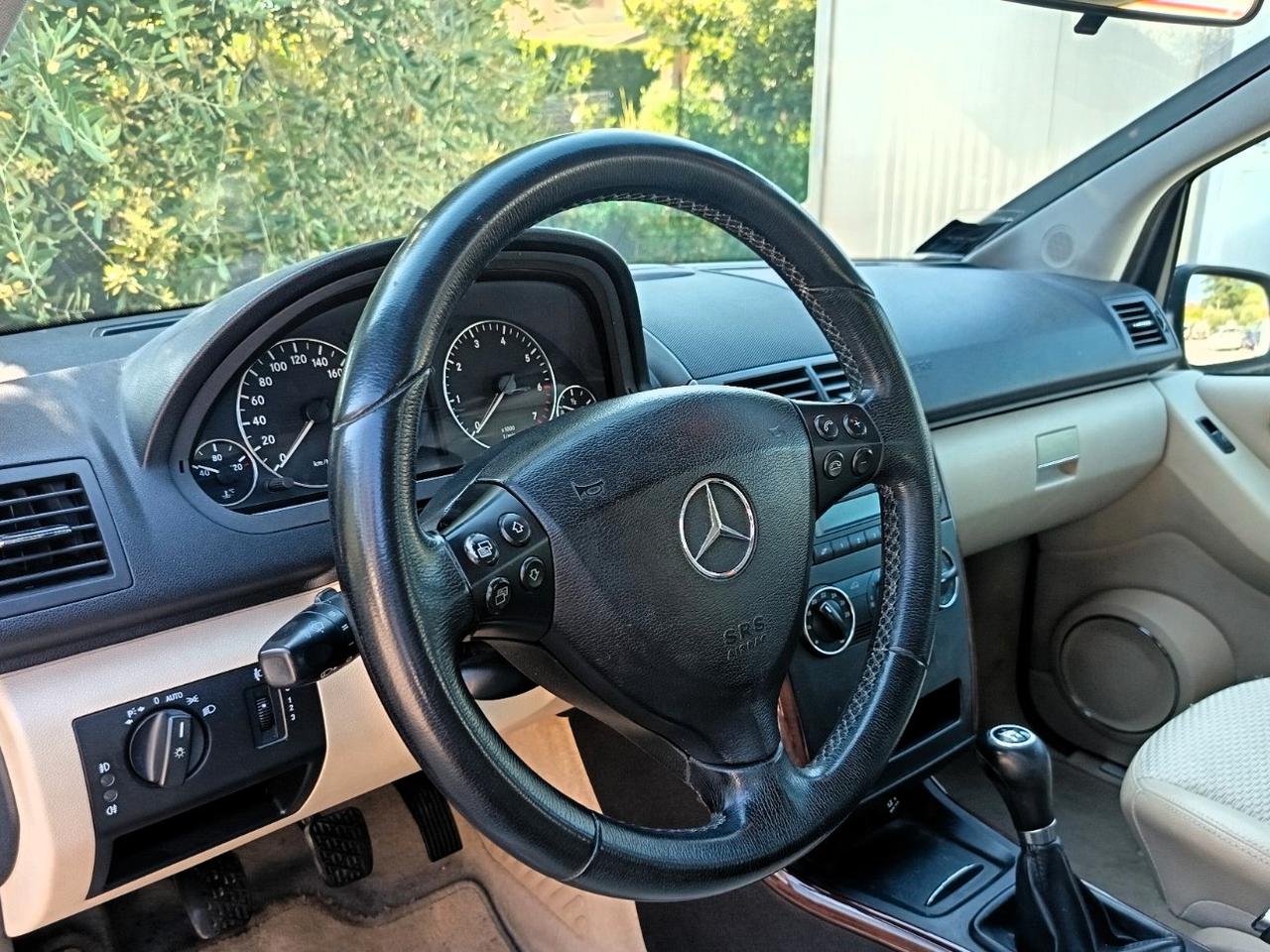 Mercedes A 160 BlueEfficiency Elegance