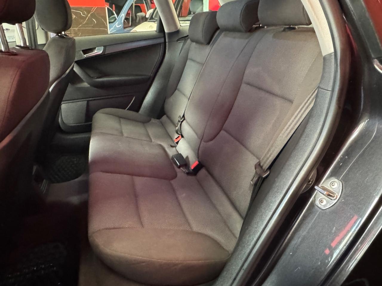 Audi A3 SPB 1.6 TDI 105 CV CR Ambition