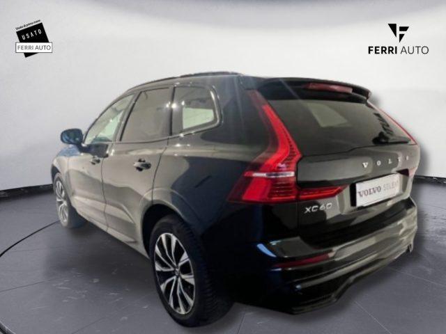VOLVO XC60 B4 automatico Plus Dark