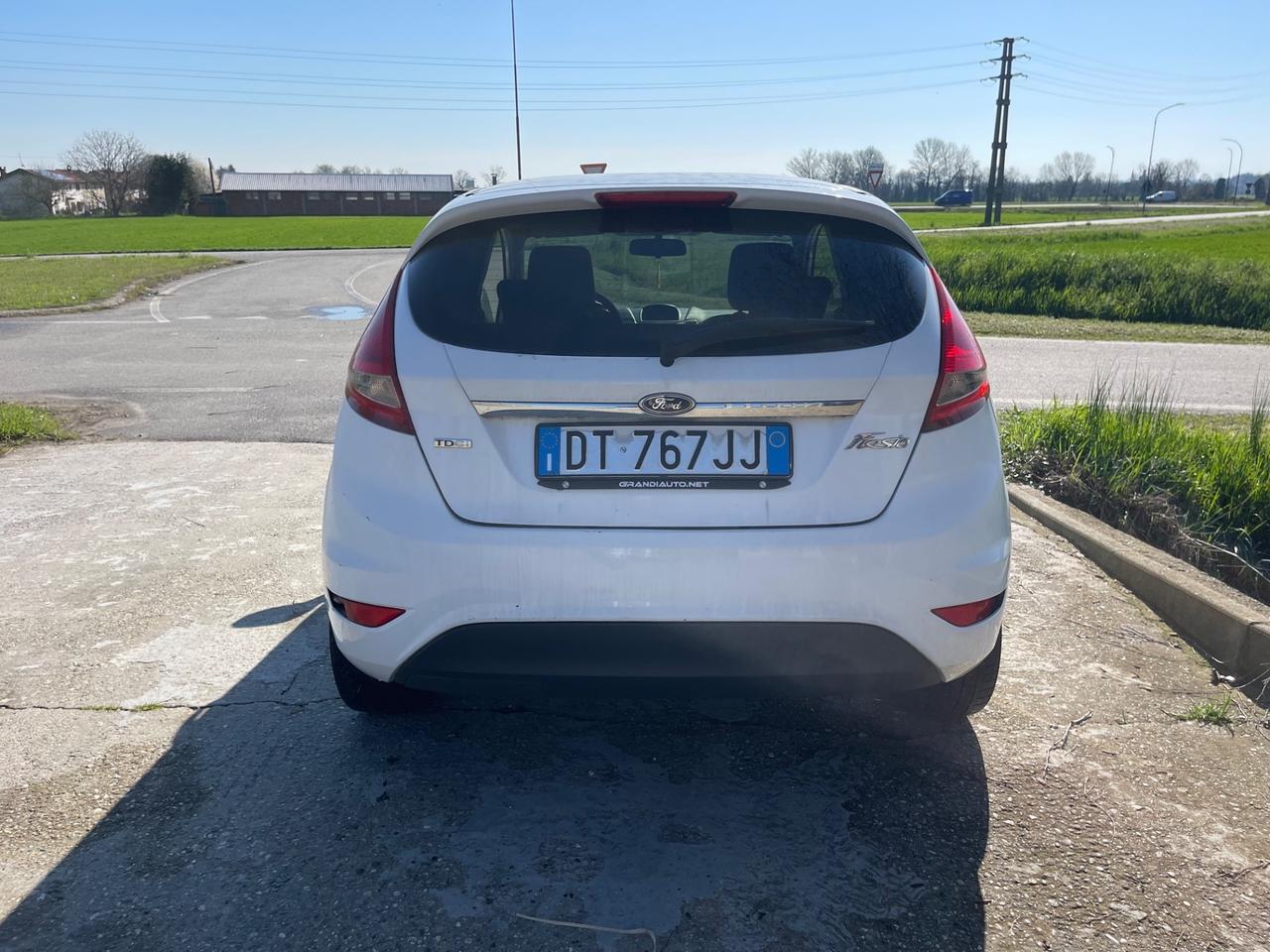 Ford Fiesta 1.4 TDCi 68CV 3 porte Titanium