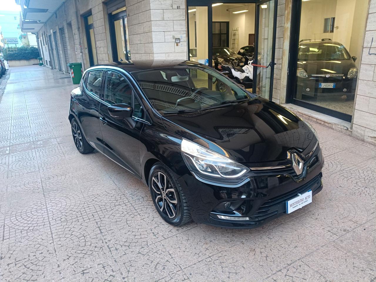 RENAULT CLIO 1.5 DCI75CV-NAVY-UNIPRO-Euro8790-