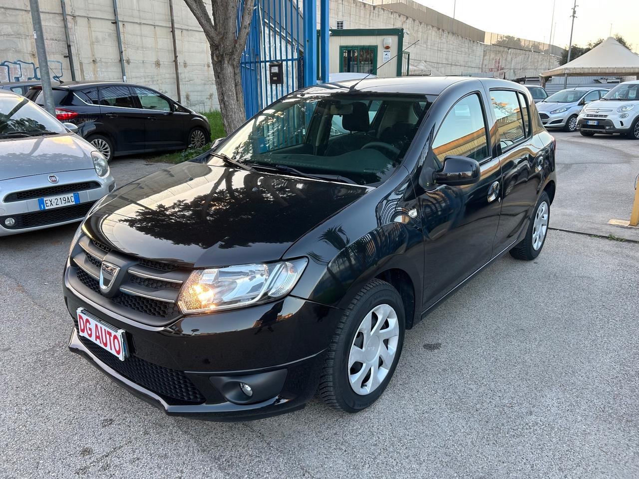 Dacia Sandero Gpl casa madre 1.2 benz 75 cv 2015