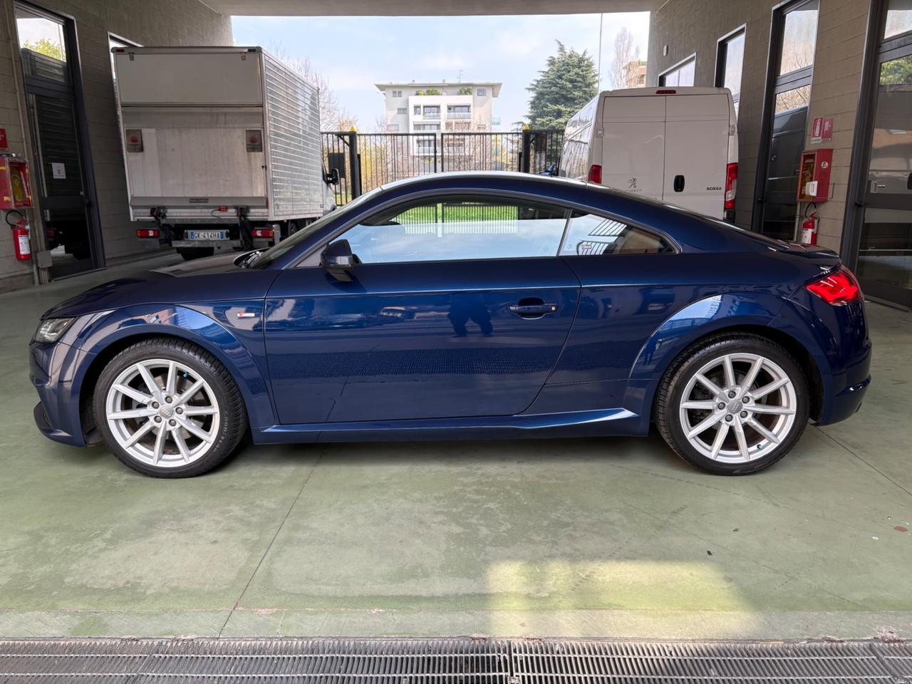 Audi TT Coupé 2.0 TDI ultra S line