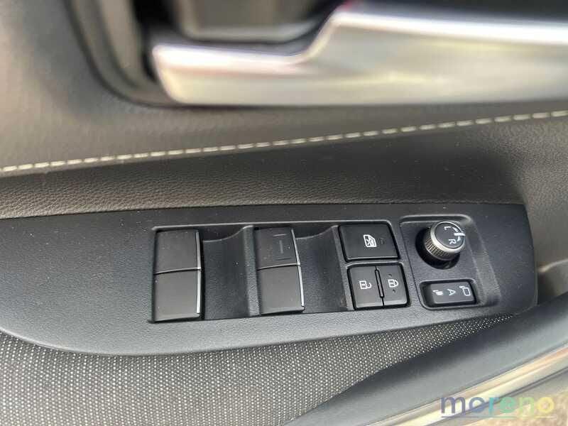 Toyota Corolla 1.8h Active