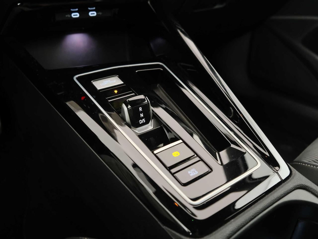 Volkswagen Golf 2.0 tdi scr 150cv r-line dsg