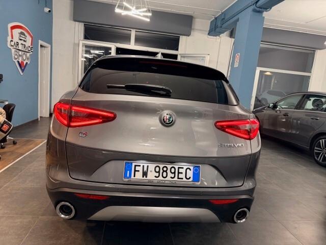 Alfa Romeo Stelvio 2.2 Turbodiesel 210 CV AT8 Q4 Executive 2019
