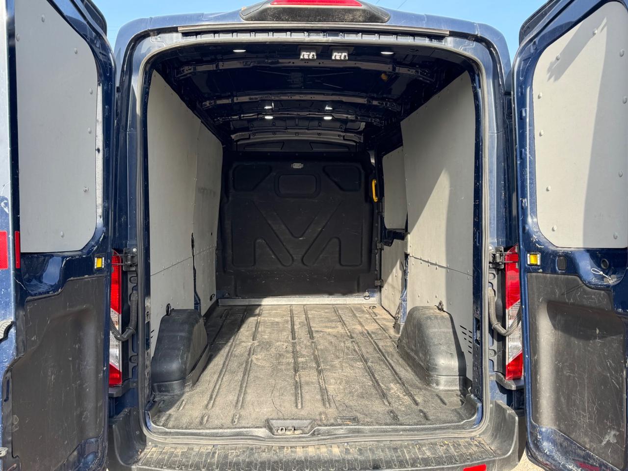 Ford Transit Maxi 2019