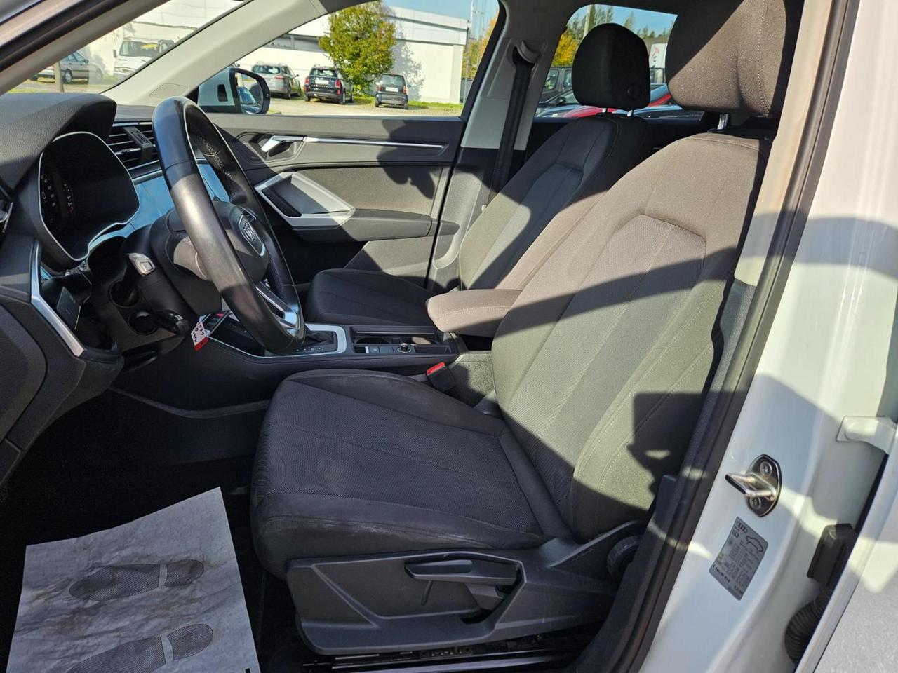 Audi Q3 35 TDI S tronic Business Advanced