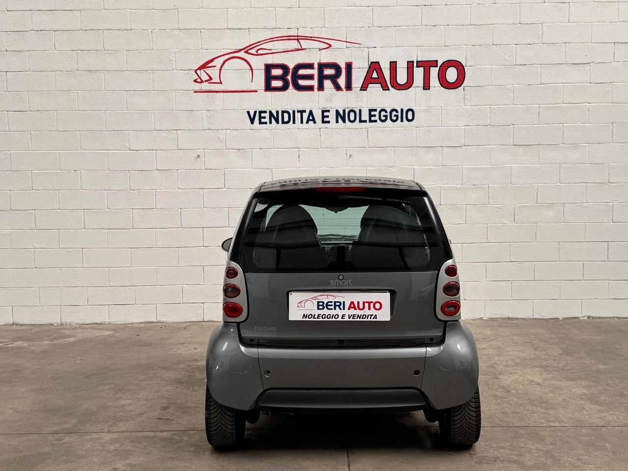 Smart ForTwo coupé pure