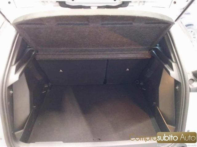 PEUGEOT 2008 BlueHDi 110 S&S Allure