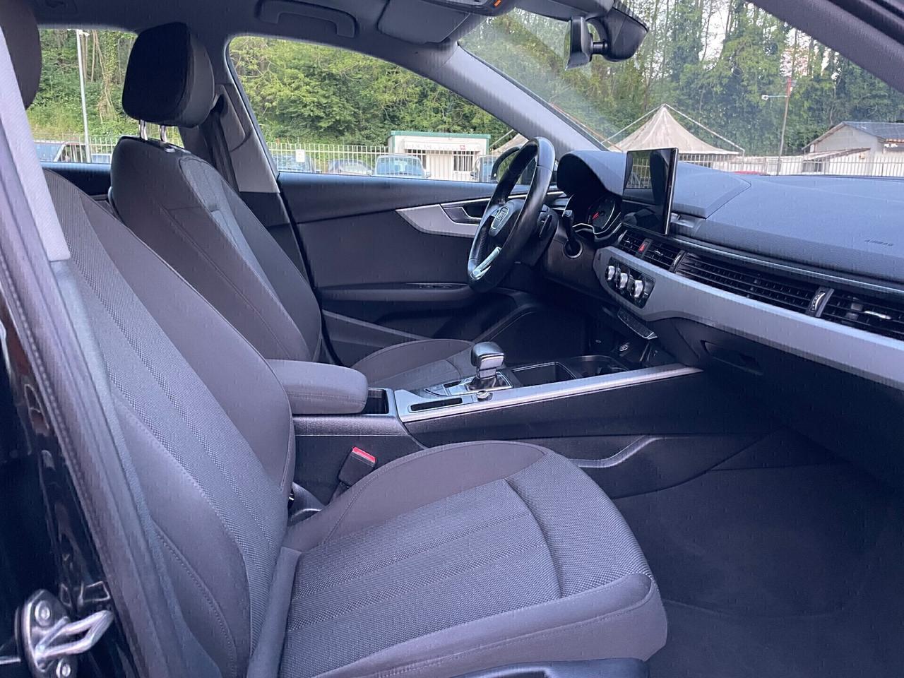 Audi A4 Avant 35 TDI/163 CV S tronic Business Advanced