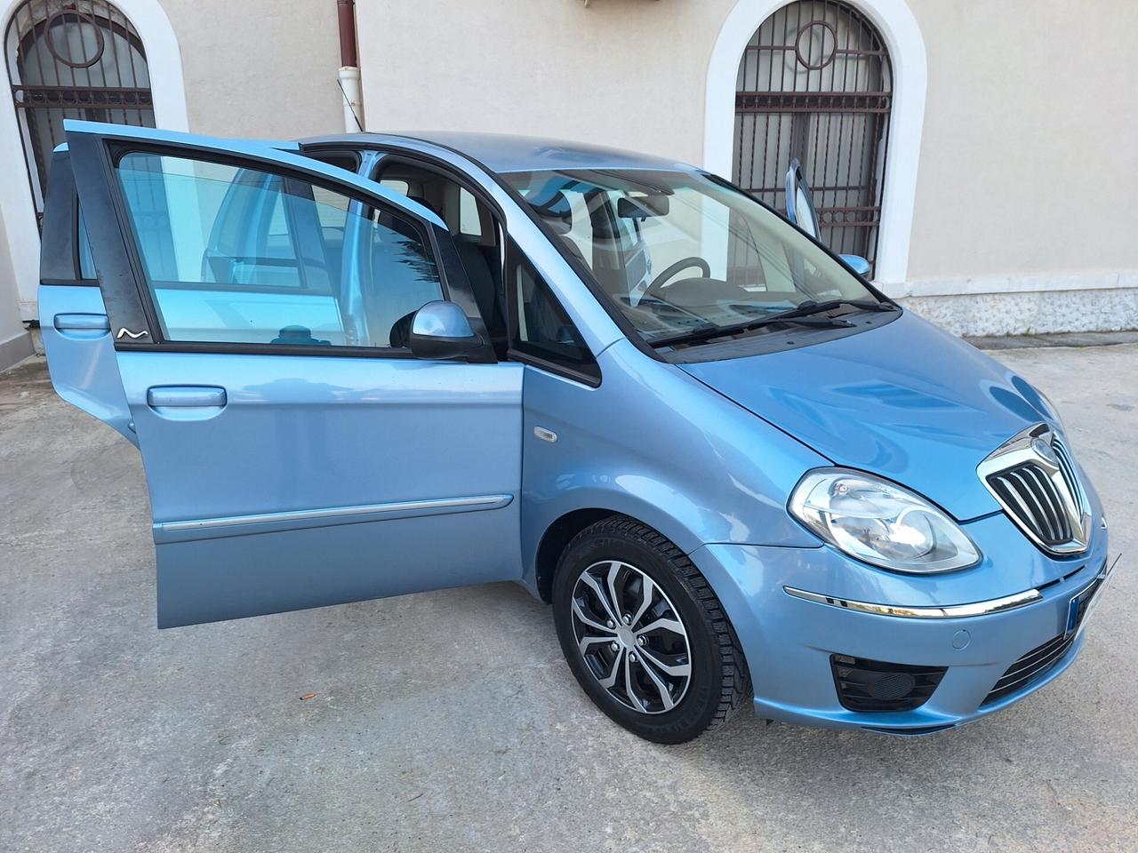 Lancia MUSA 1.4 BENZINA "PERFETTA" 2011