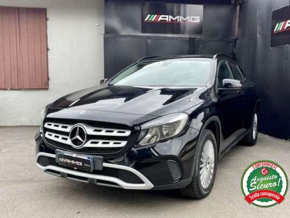 Mercedes-Benz GLA 180 d Business (459)