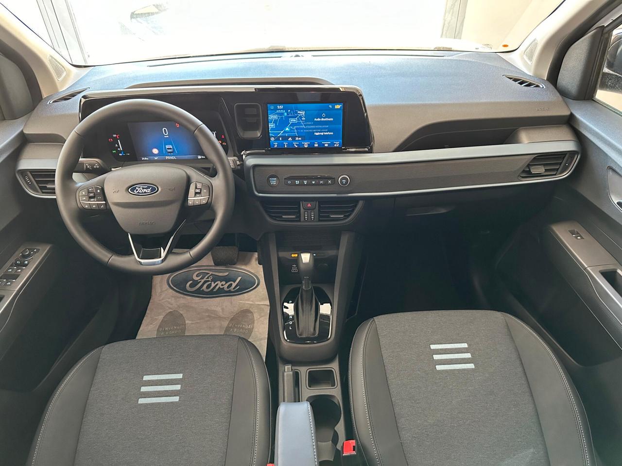 Ford Tourneo Courier 1.0 EcoBoost Powershift Titanium