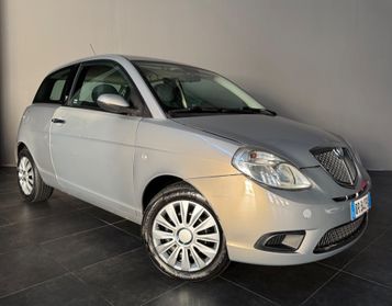 Lancia Ypsilon 1.2 Oro