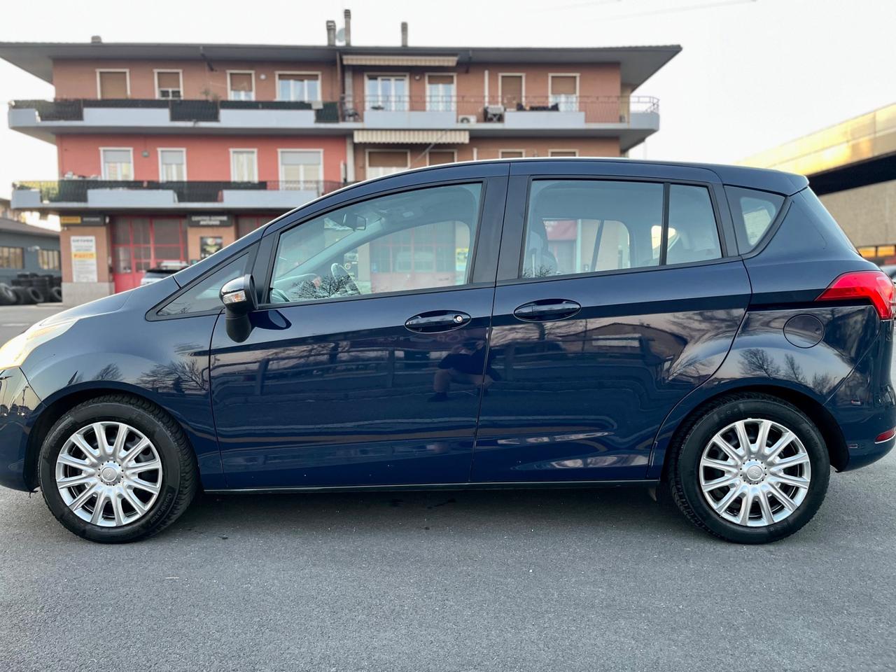 Ford B-Max 1.4 90 CV GPL Business Titanium