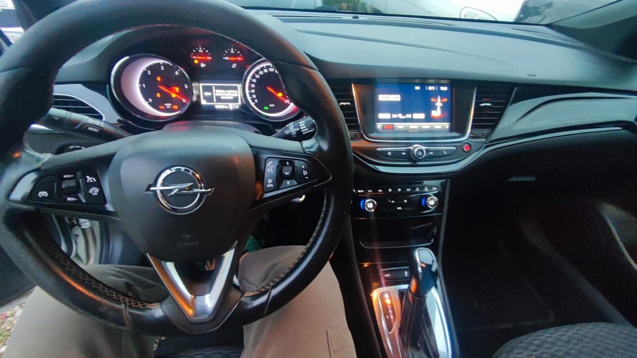 Opel Astra sw 2017 automatica 1.6