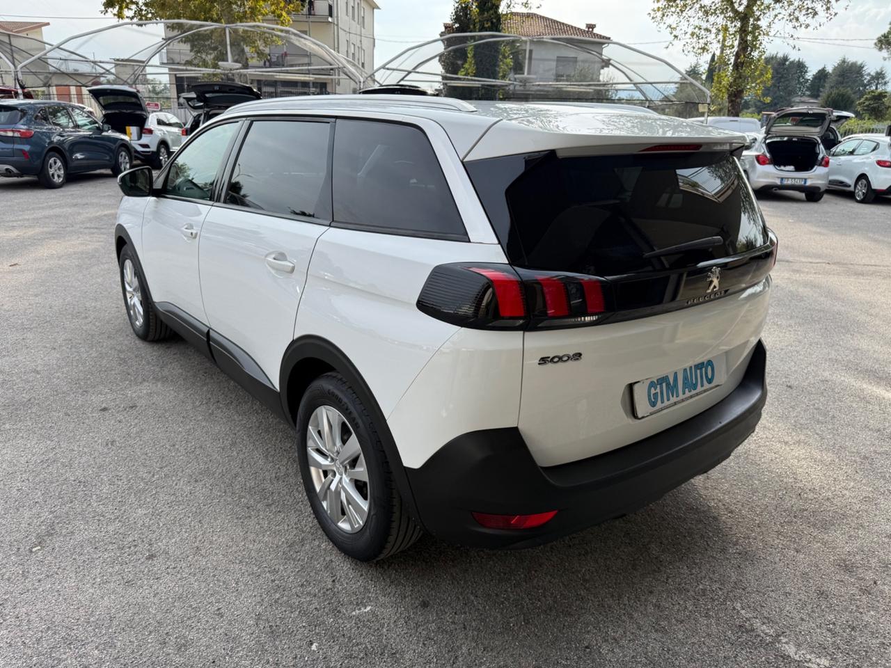 Peugeot 5008 -1.6 Diesel 120 cv-Gancio Traino