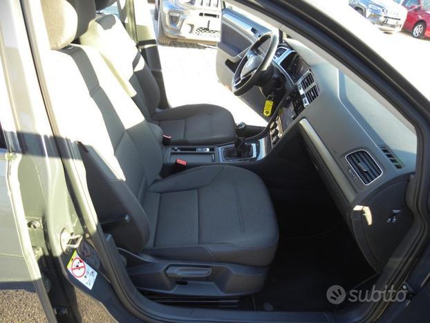 VOLKSWAGEN Golf 1.0 TSI 85 CV 5p. Limited / OK N