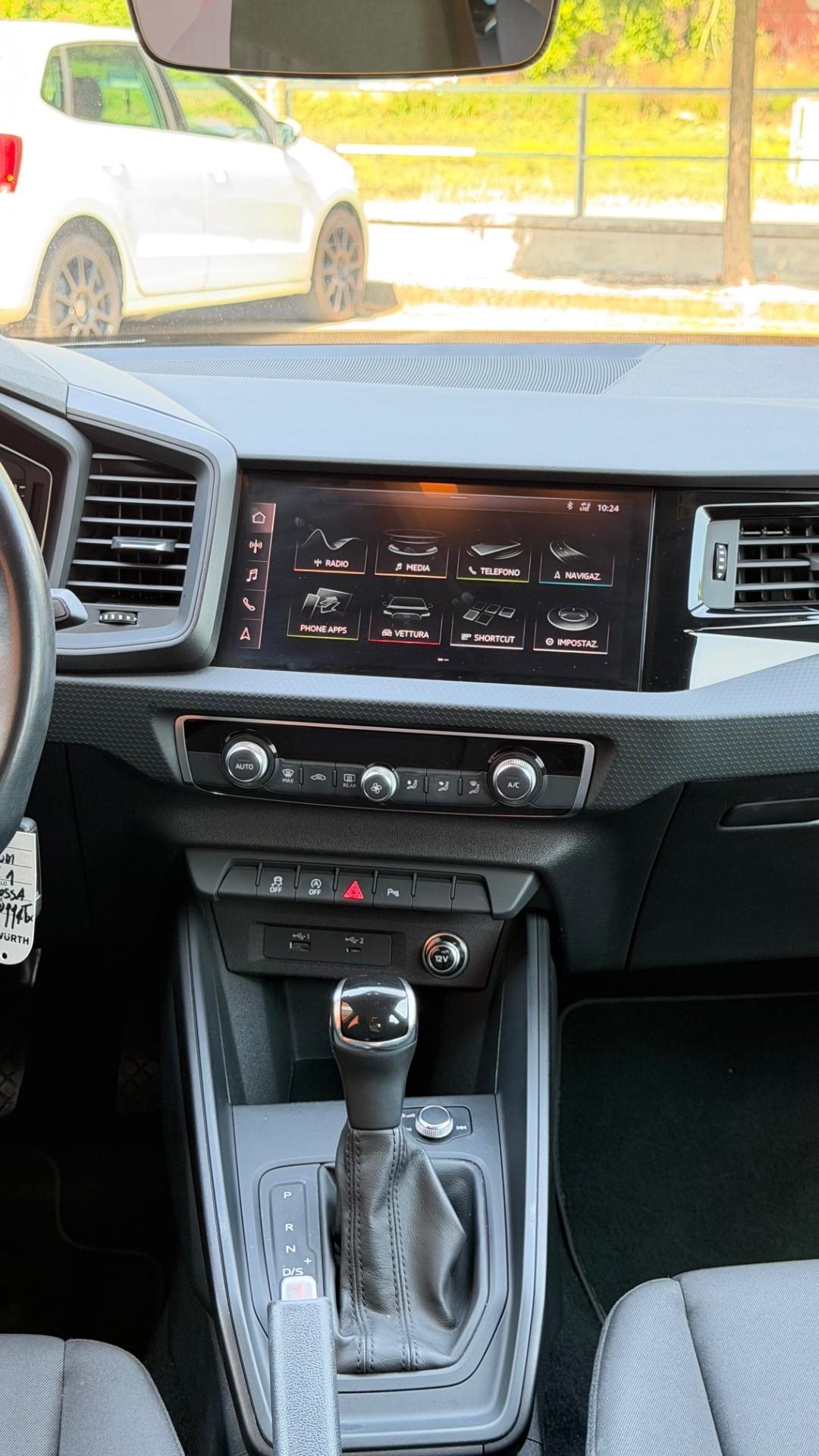 Audi A1 SPB 30 TFSI S tronic line edition