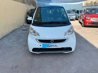 Smart ForTwo 1000 52 kW coupé passion