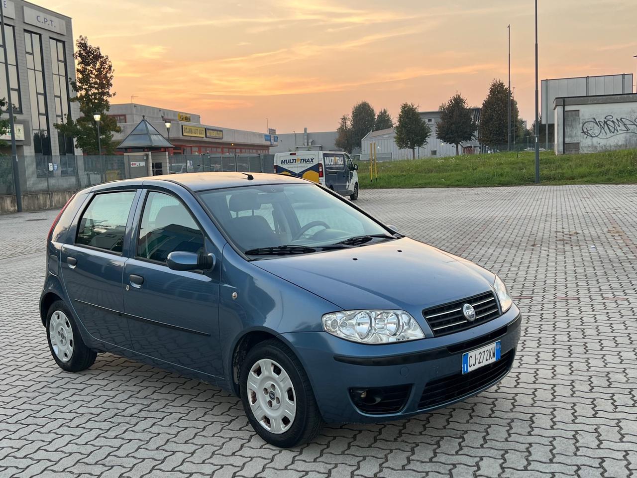 Fiat Punto 1.2i cat 5 porte ELX