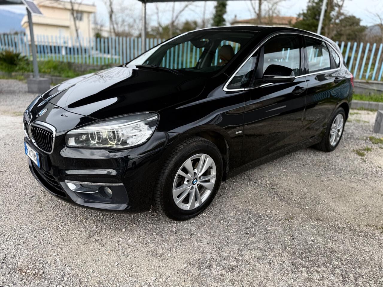 Bmw 216d Active Tourer Luxury *PELLE*FARI LED