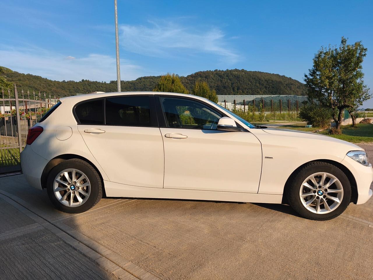 Bmw 118 118d 5p. Urban