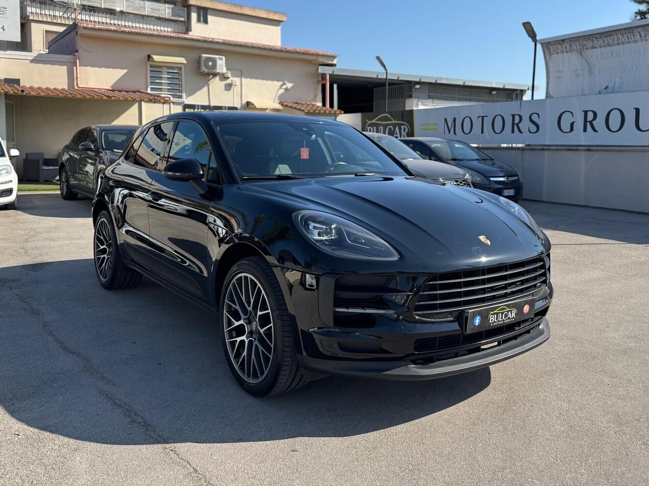 Porsche Macan 2.0 pari al nuovo