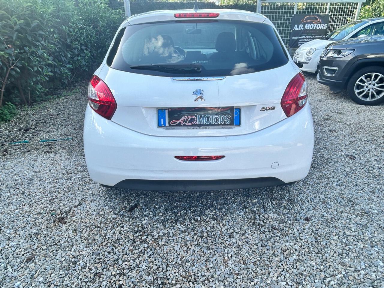 Peugeot 208 1.4 HDi 68 CV 5 porte Allure
