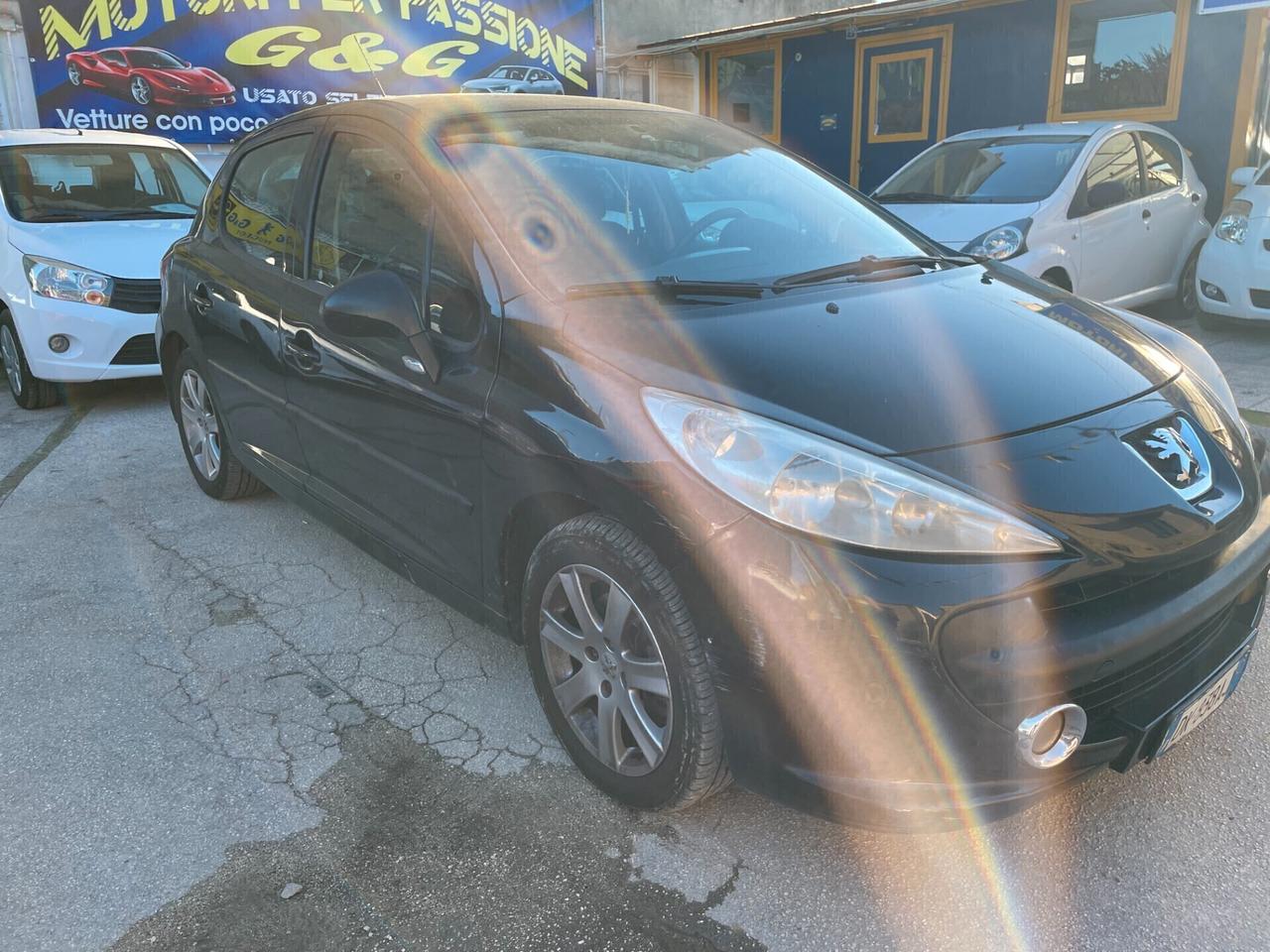 Peugeot 207 1.6 HDi 90CV 5p. XS