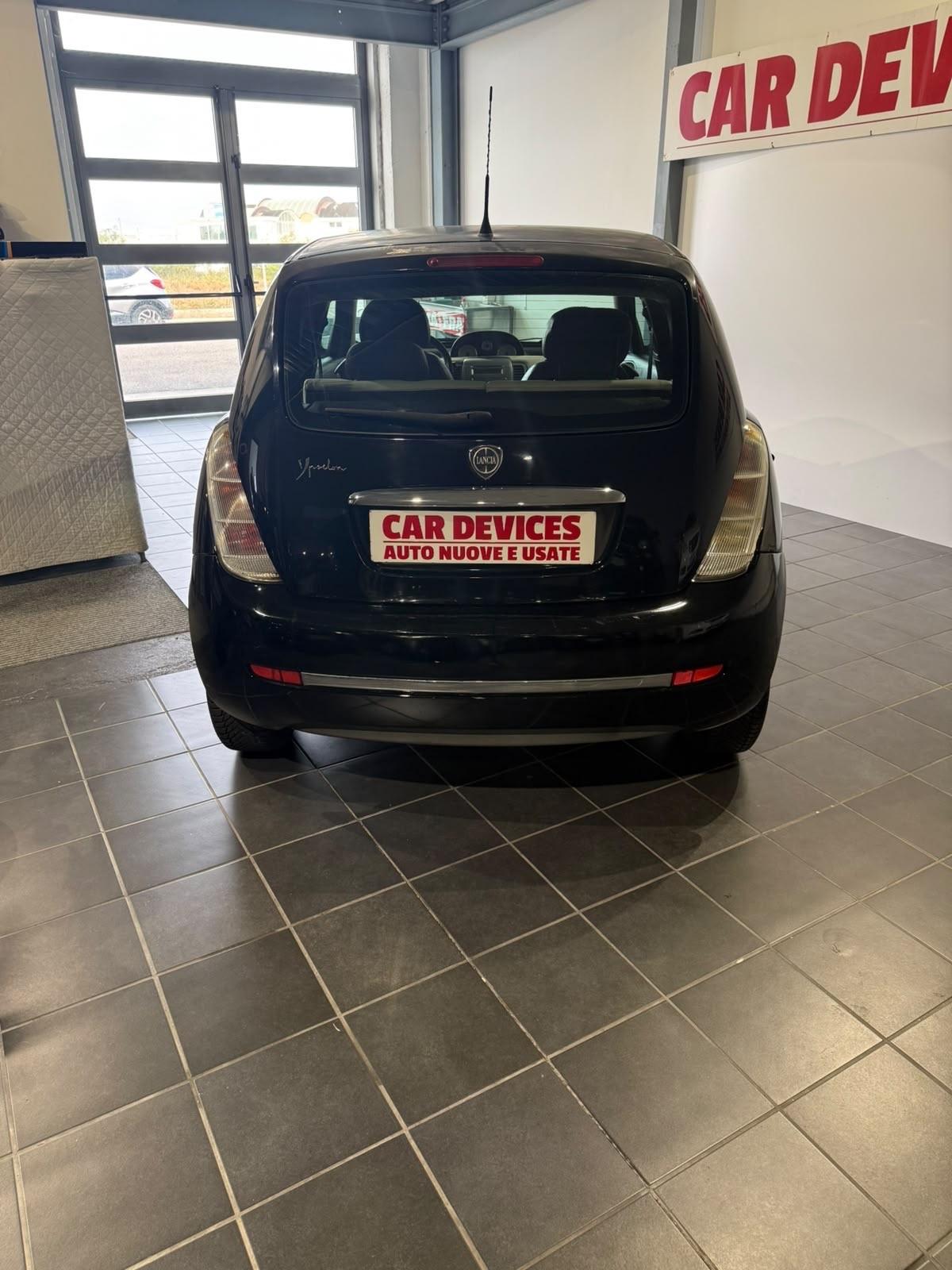 Lancia Ypsilon 1.3 MJT -NEOPATENTATI