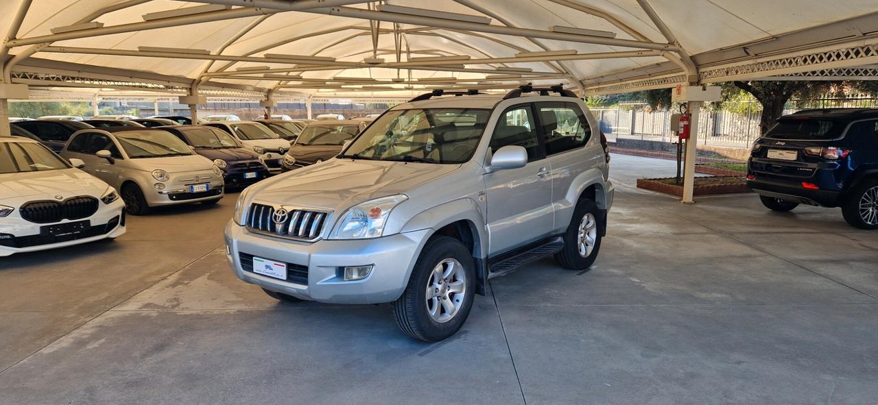 Toyota Land Cruiser 3.0 D-4D 16V cat 3 porte Sol