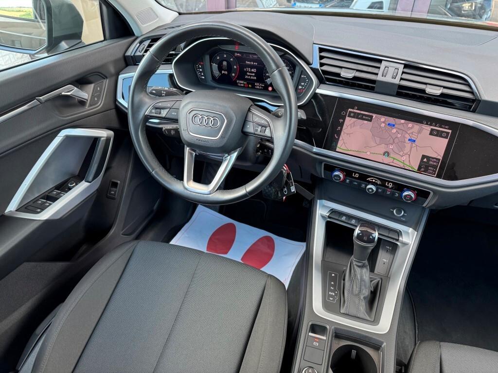 Audi Q3 35 TDI S tronic Business
