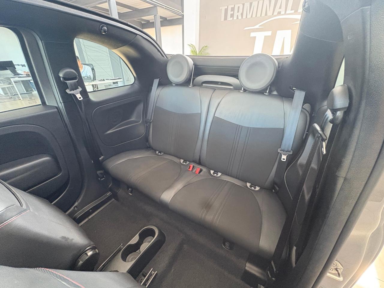 Fiat 500 C 1.0 Hybrid Sport