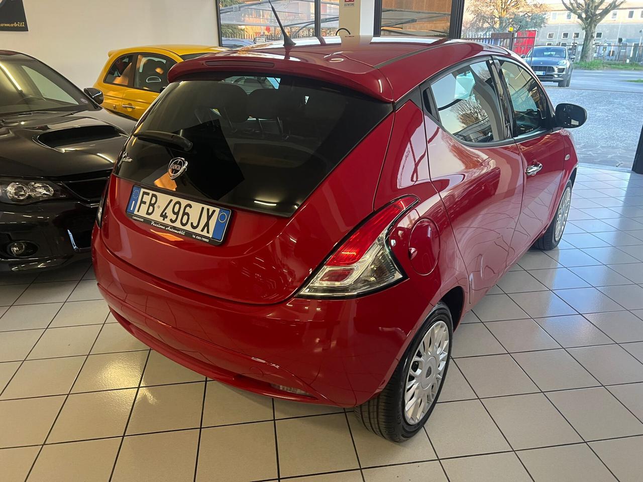 Lancia Ypsilon 1.2 69 CV 5 porte Gold