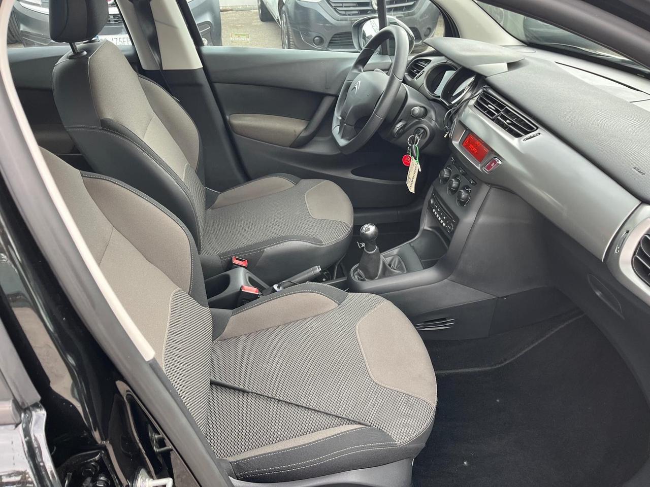 Citroën C3-1.2 benz-full opt-km 80000-2014
