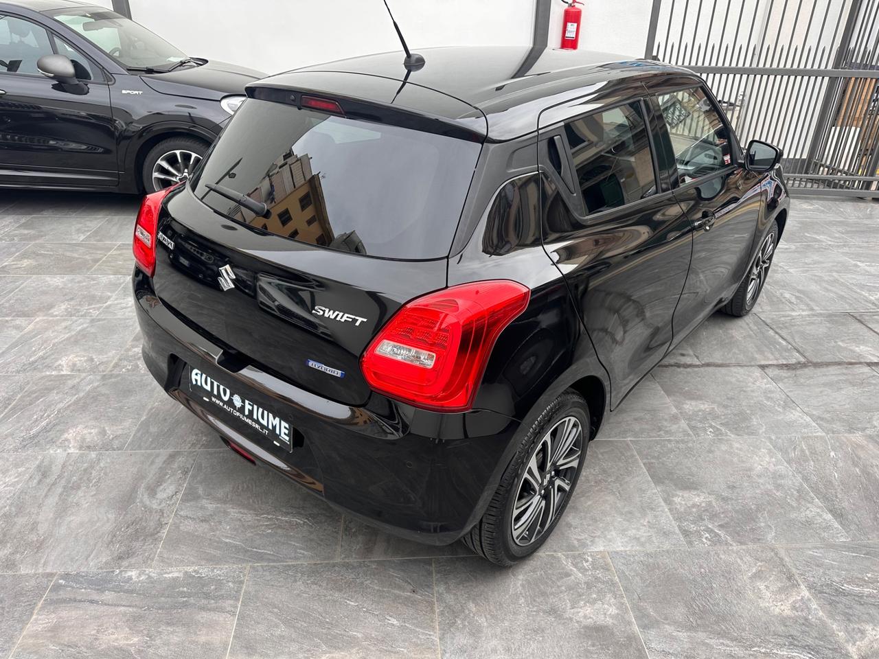 Suzuki Swift 1.2 Hybrid Top