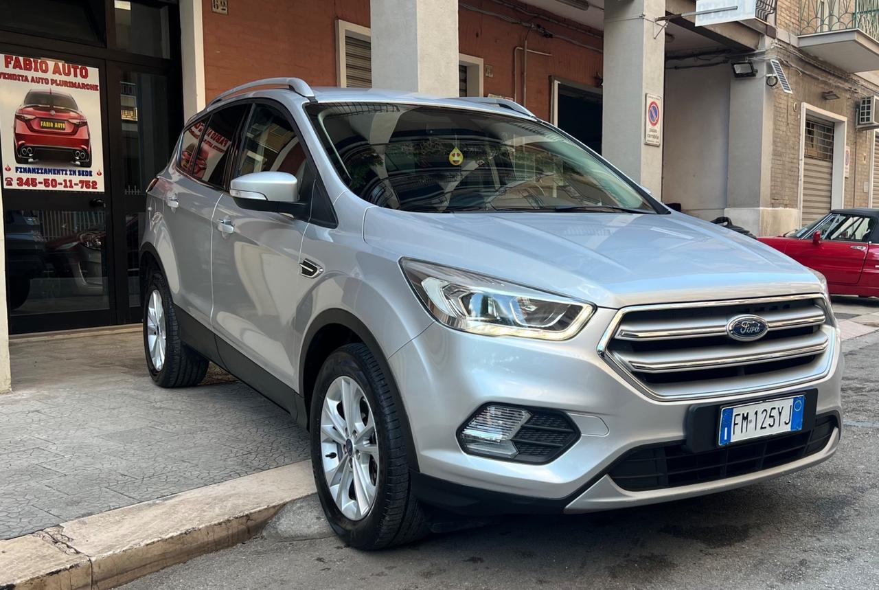 Ford Kuga 1.5 TDCI 120 CV S&S 2WD Powershift Titanium
