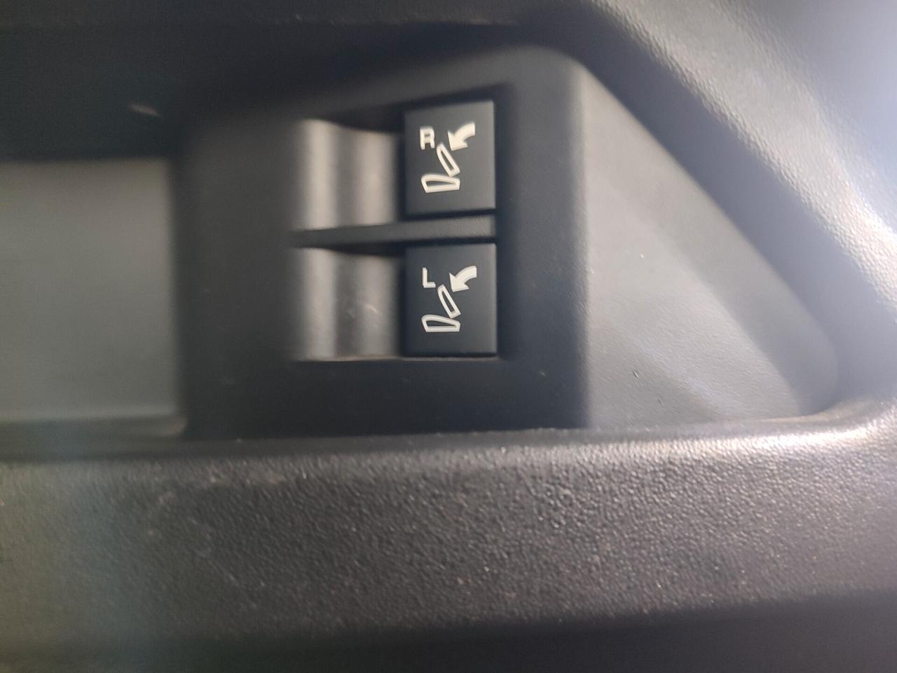 LAND ROVER DISCOVRY DEL 2018 DIESEL EURO6 POCHI KM