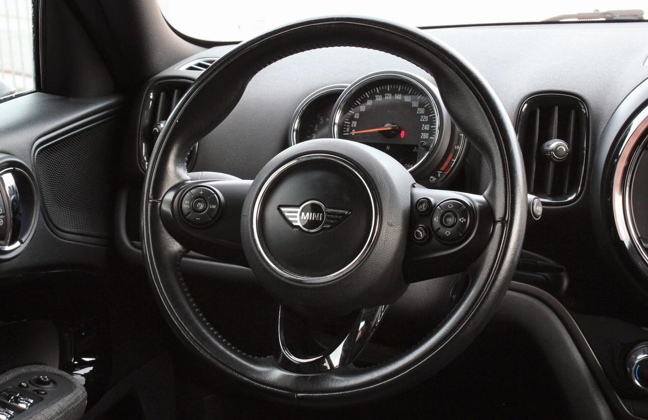 Mini Cooper D Countryman 2.0 Hype