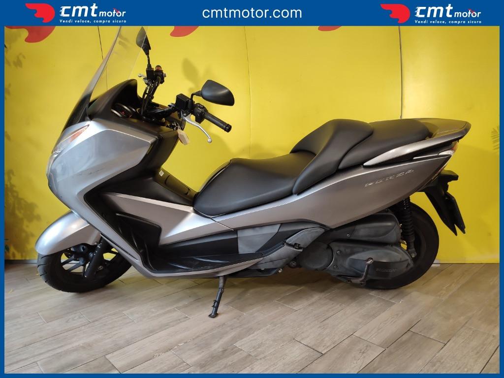 Honda Forza 300 - 2015
