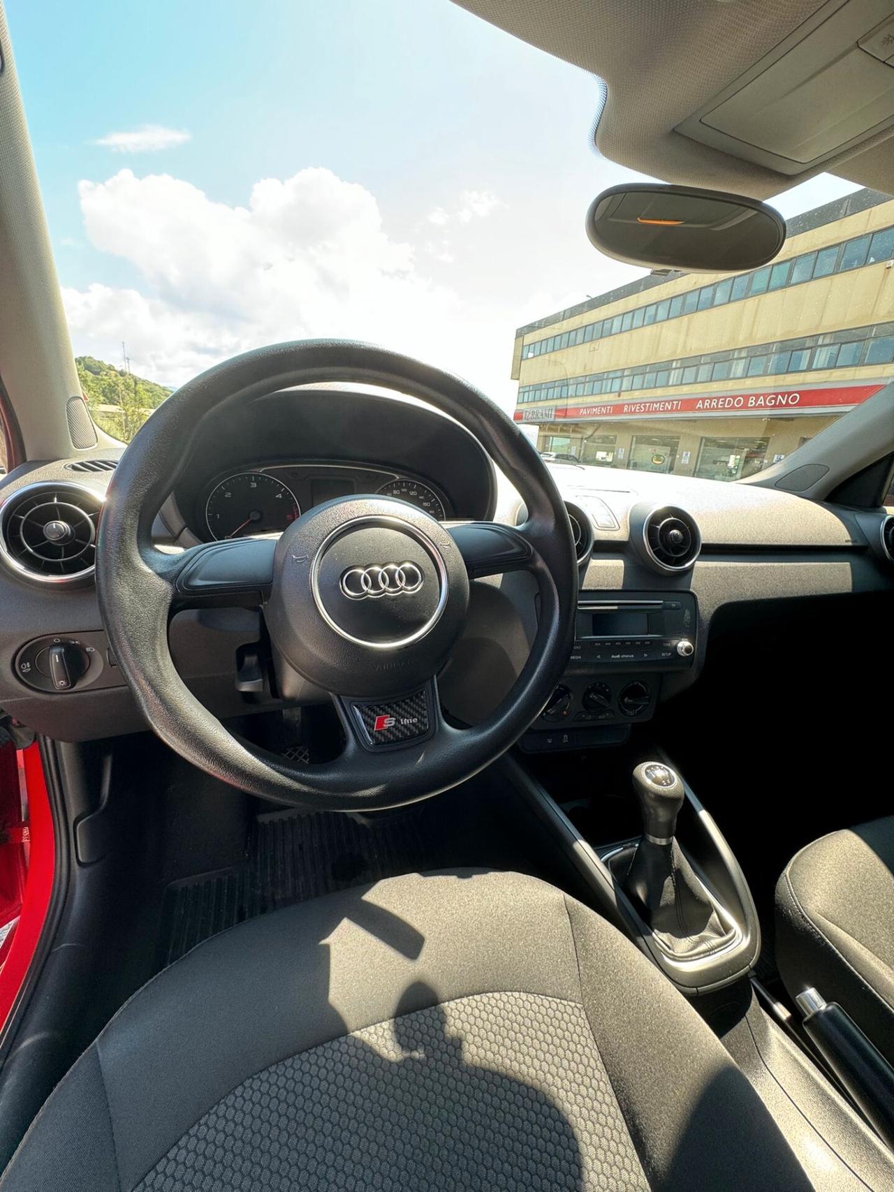 Audi A1 SPB 1.6 TDI 116 CV Metal plus