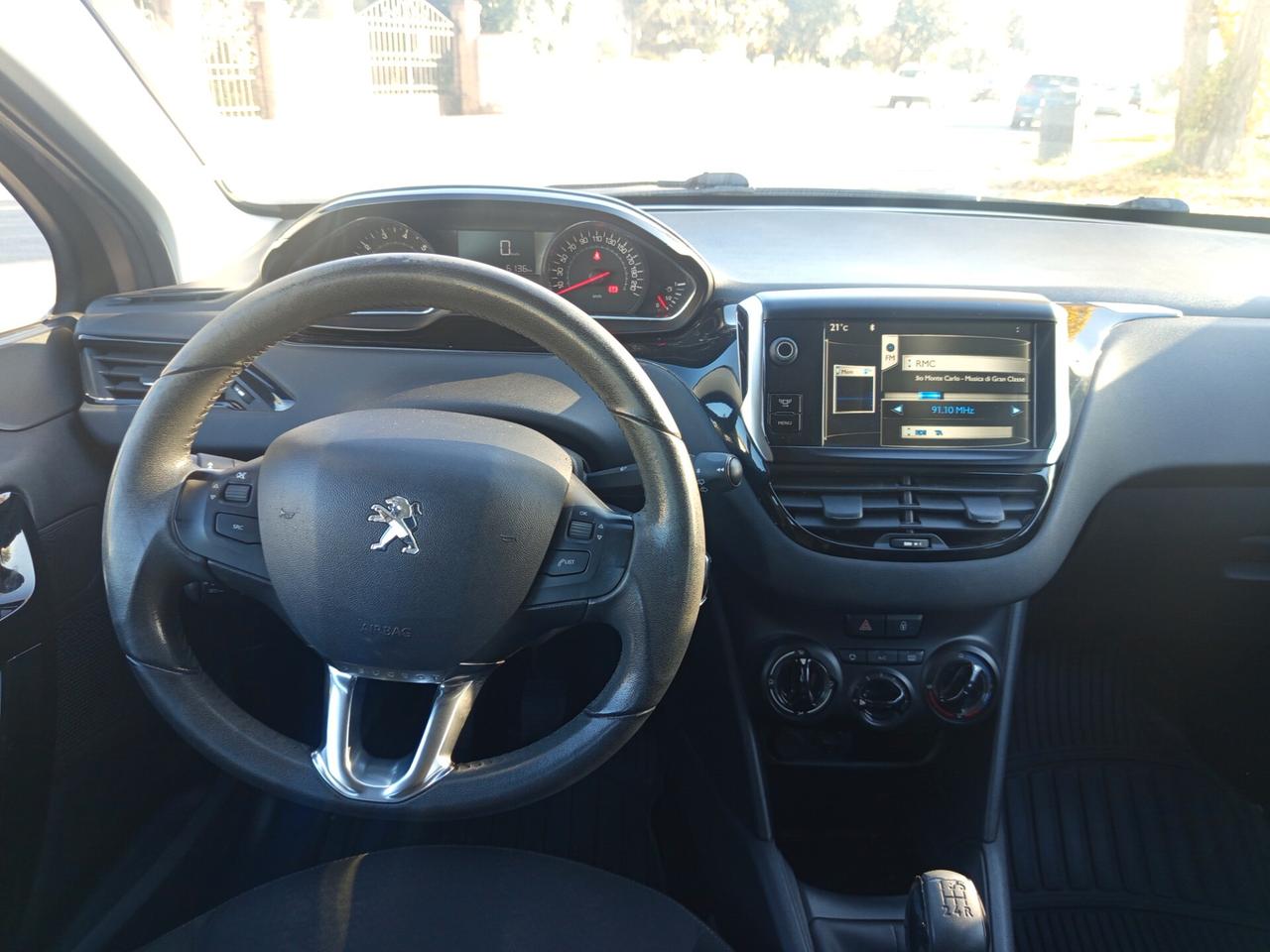 Peugeot 208 1.2 VTi 82 CV 5 porte Allure