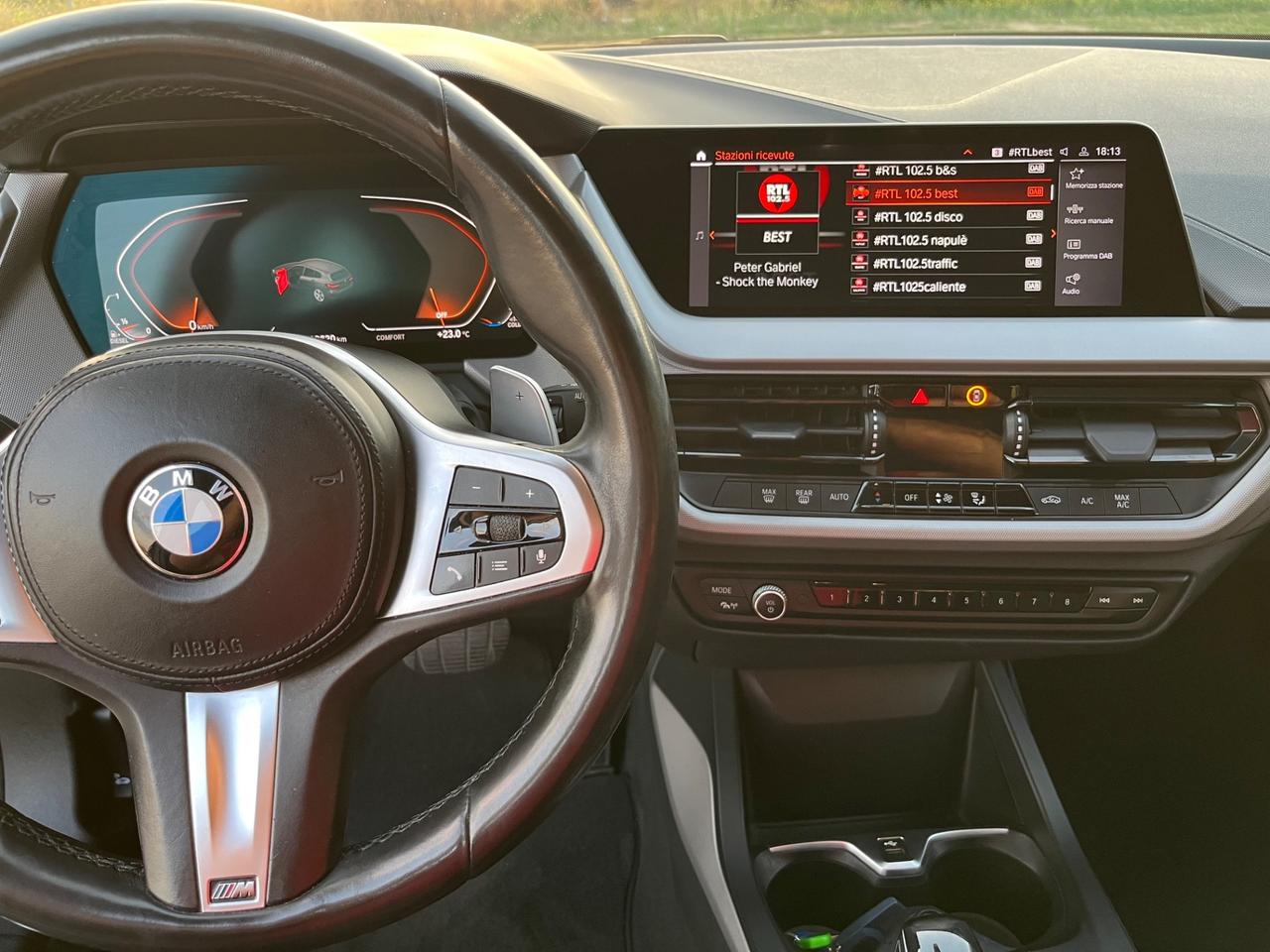 Bmw 118 118d 5p. Advantage