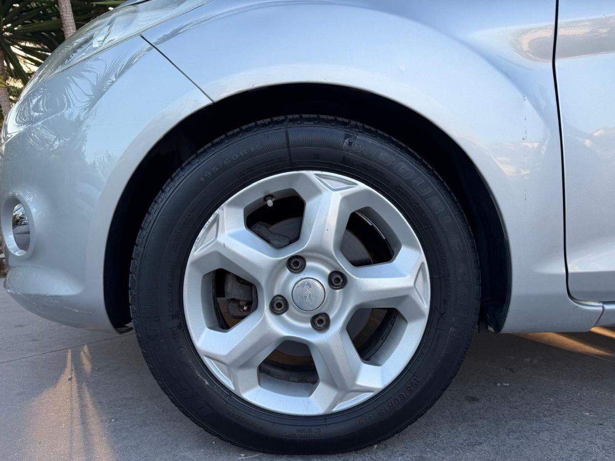 FORD - Fiesta - 1.4 16V 5p. Bz. GPL Tit.