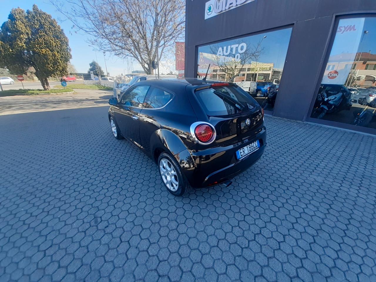 Alfa Romeo MiTo 1.3 JTDm-2 95 CV S&S Distinctive