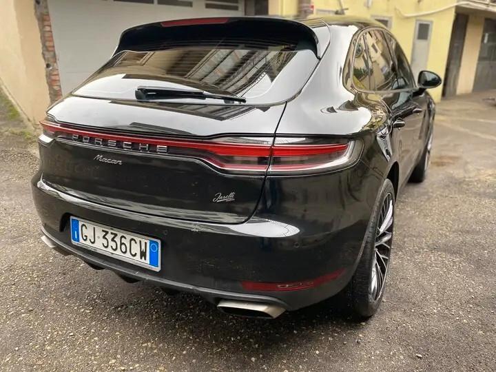 Porsche Macan 2.0 tetto poanoramico !