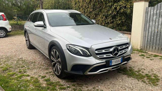 MERCEDES-BENZ E 220 d S.W. 4Matic Auto Premium Plus All-Terrain